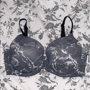 PINK Wear Everywhere Lightly Lined Bra